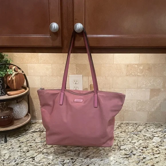 Kate Spade Medium Nylon Hayden Top d Tote, Pink, Zipper Closure - Picture 1 of 11